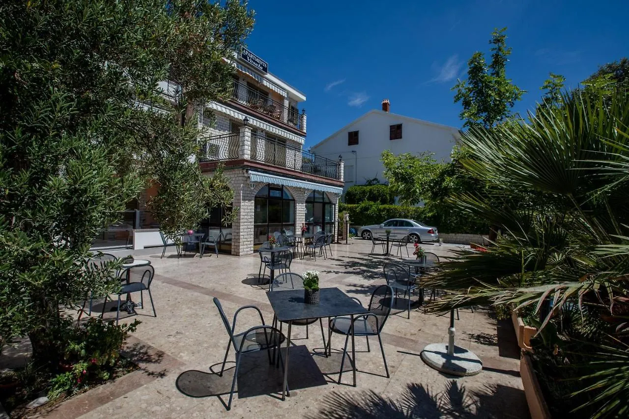 Apartments Vesela Banjol Croatia